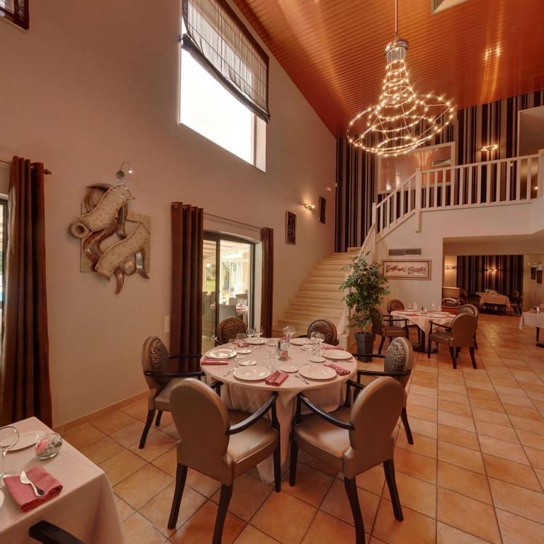 Le Domaine Des Oliviers 3*